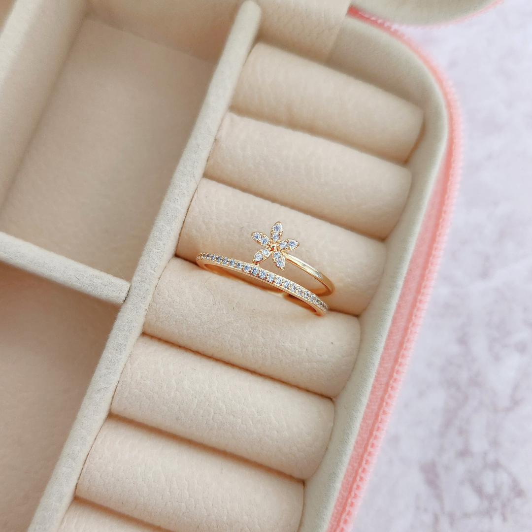 Anillo Flor - Colección Acero Imagen principal del producto