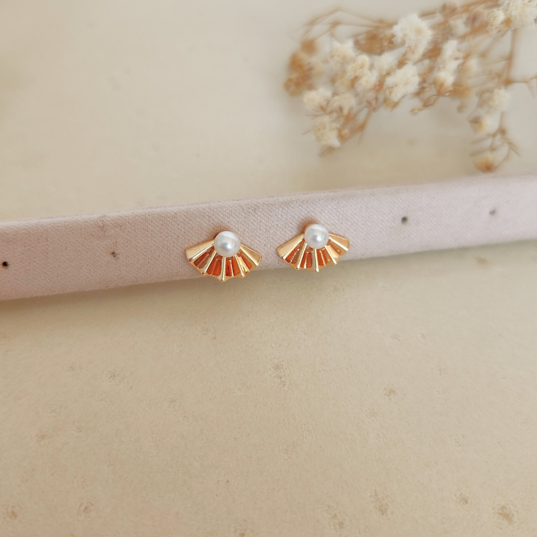 Aretes Abanico Perla - Colección Acero Imagen principal del producto