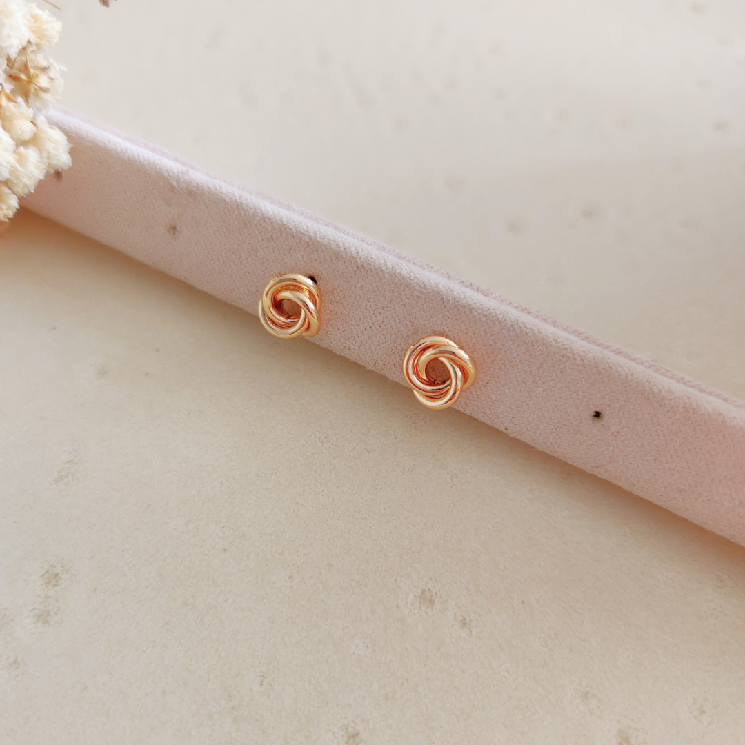 Aretes Nudo Slim - Colección Acero