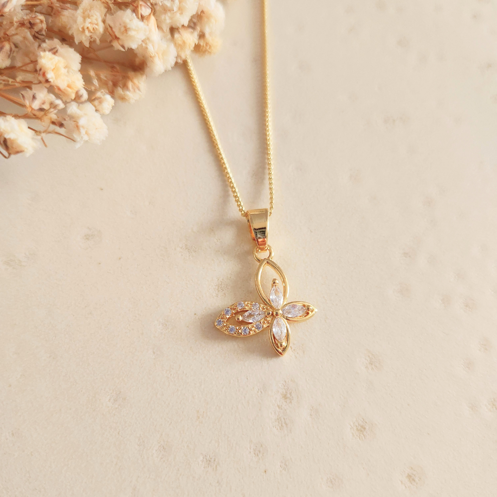 Collar Mariposa Gold - Colección Acero