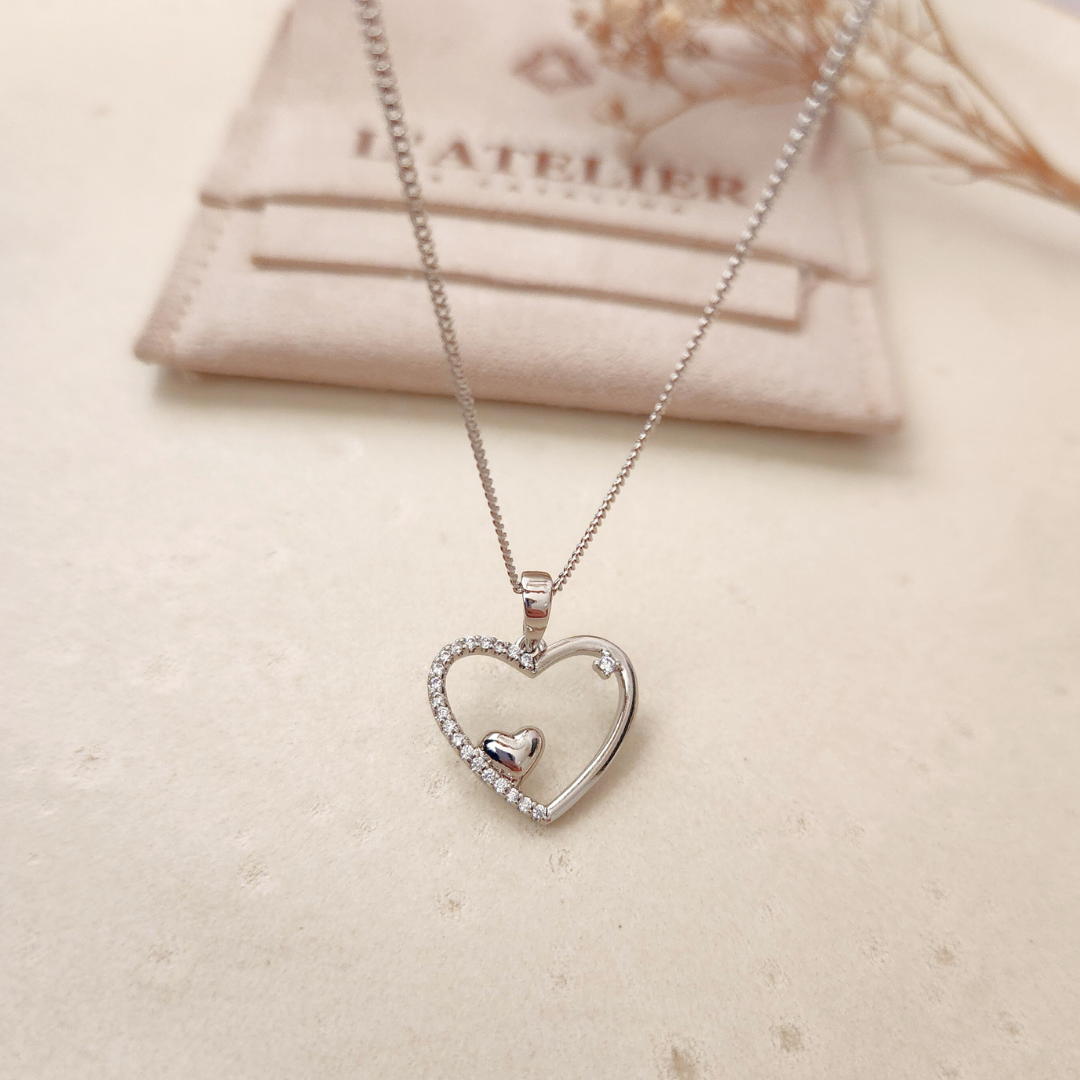 Collar Lucia Cristales Plateado - Colección Acero Imagen principal del producto