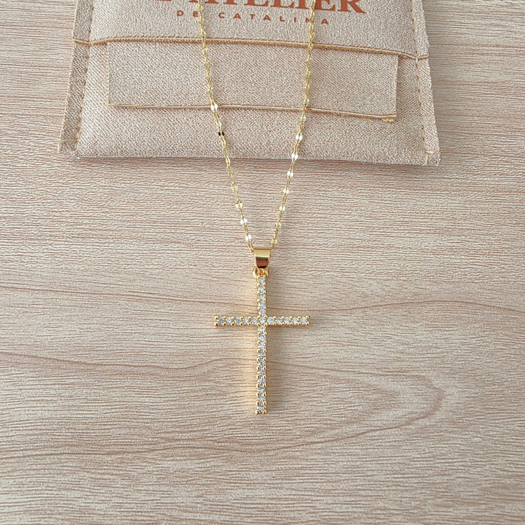 Collar Cruz Gold - Colección Acero Imagen secundaria del producto