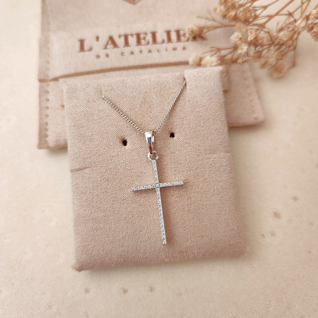 Collar Cruz Strass Plateado - Colección Acero
