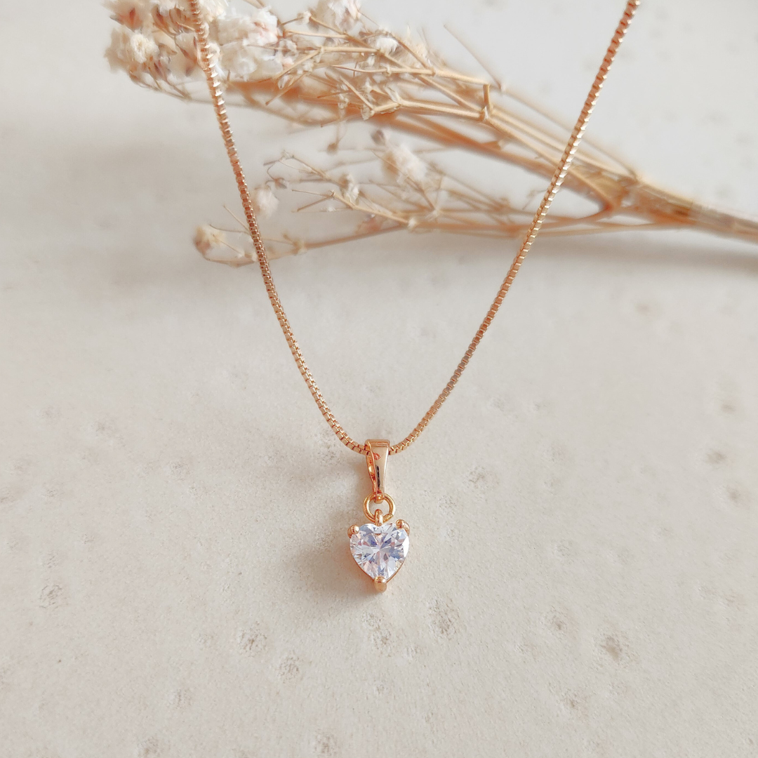 Collar Ilana Blanco - Colección Acero Imagen principal del producto