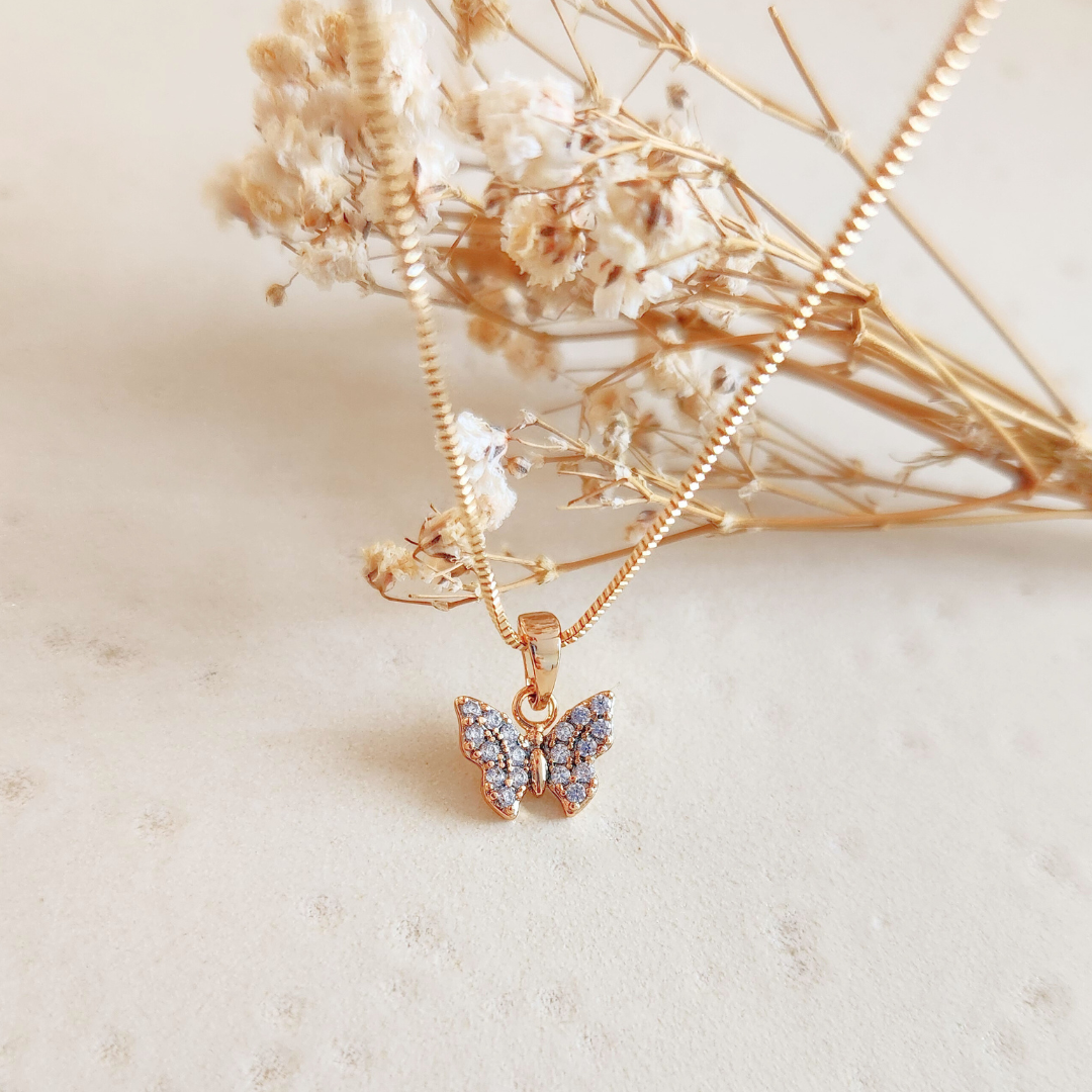 Collar Mariposa Strass Rose - Colección Acero Imagen principal del producto