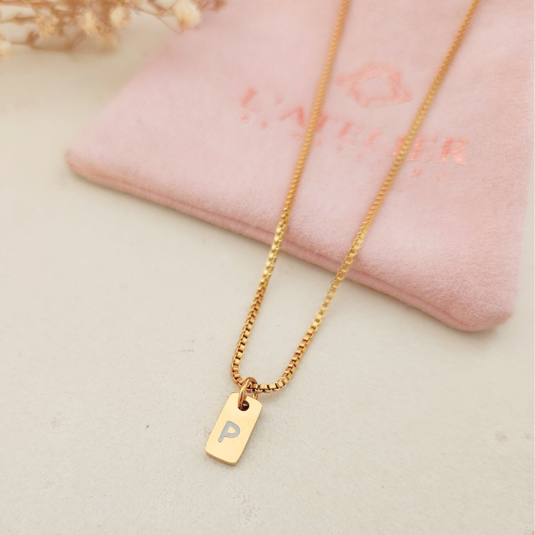 Collar Placa Gold Mujer - Colección Acero