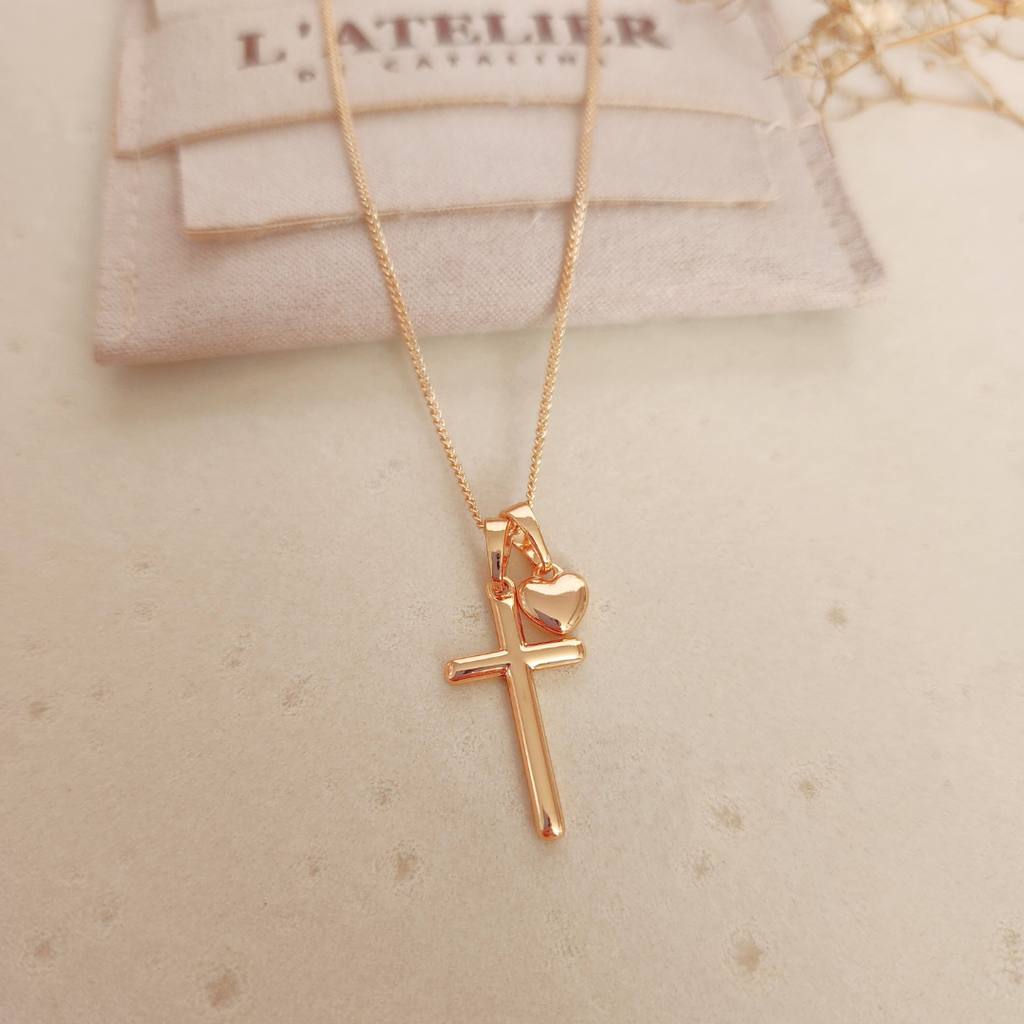 Collar Cruz Corazón - Colección Acero