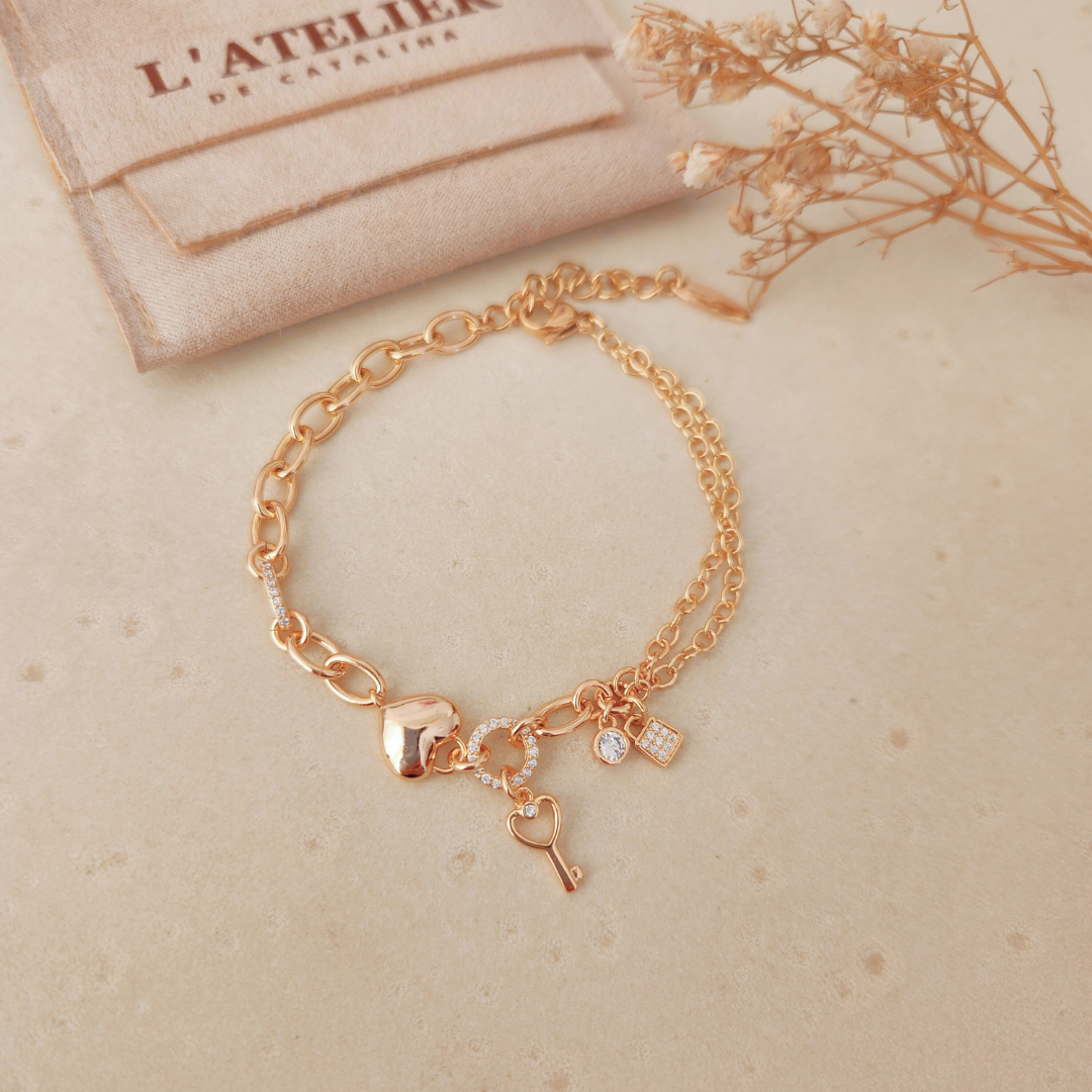 Pulsera Corazón Candado - Colección Acero Imagen principal del producto