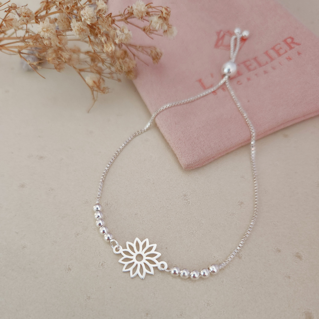 Pulsera Regulable Flor - Colección Plata Imagen principal del producto