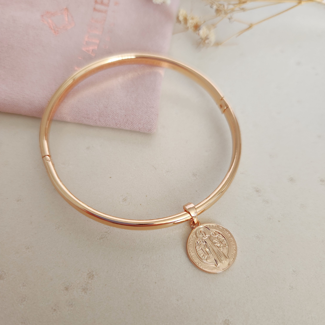 Brazalete San Benito - Colección Acero Imagen secundaria del producto