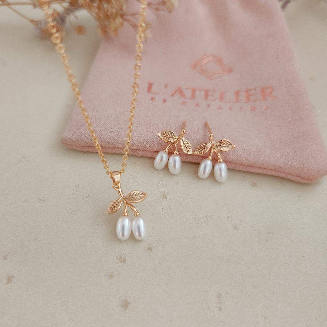 Set Cereza Perla Collar + Aretes - Colección Acero