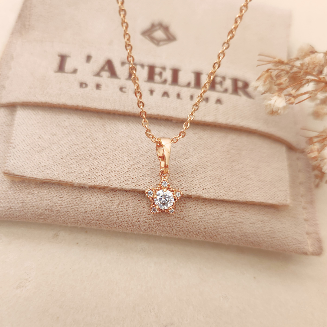 Collar Estrella Mini - Colección Acero Imagen secundaria del producto