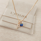 Collar Inicial Rose Corazón Azul Oscuro - Colección Acero