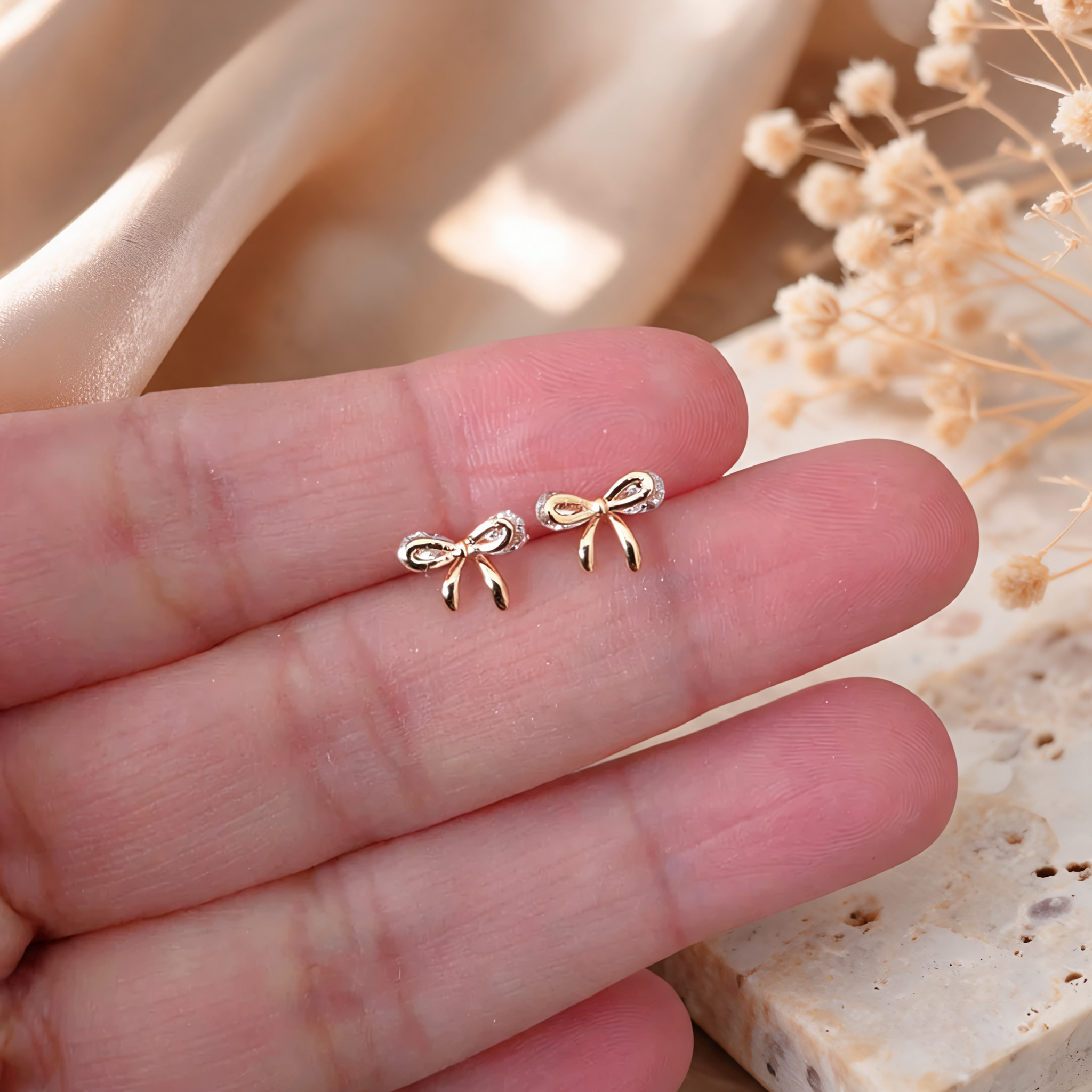 Aretes Lazo Cristal - Colección Acero Imagen principal del producto