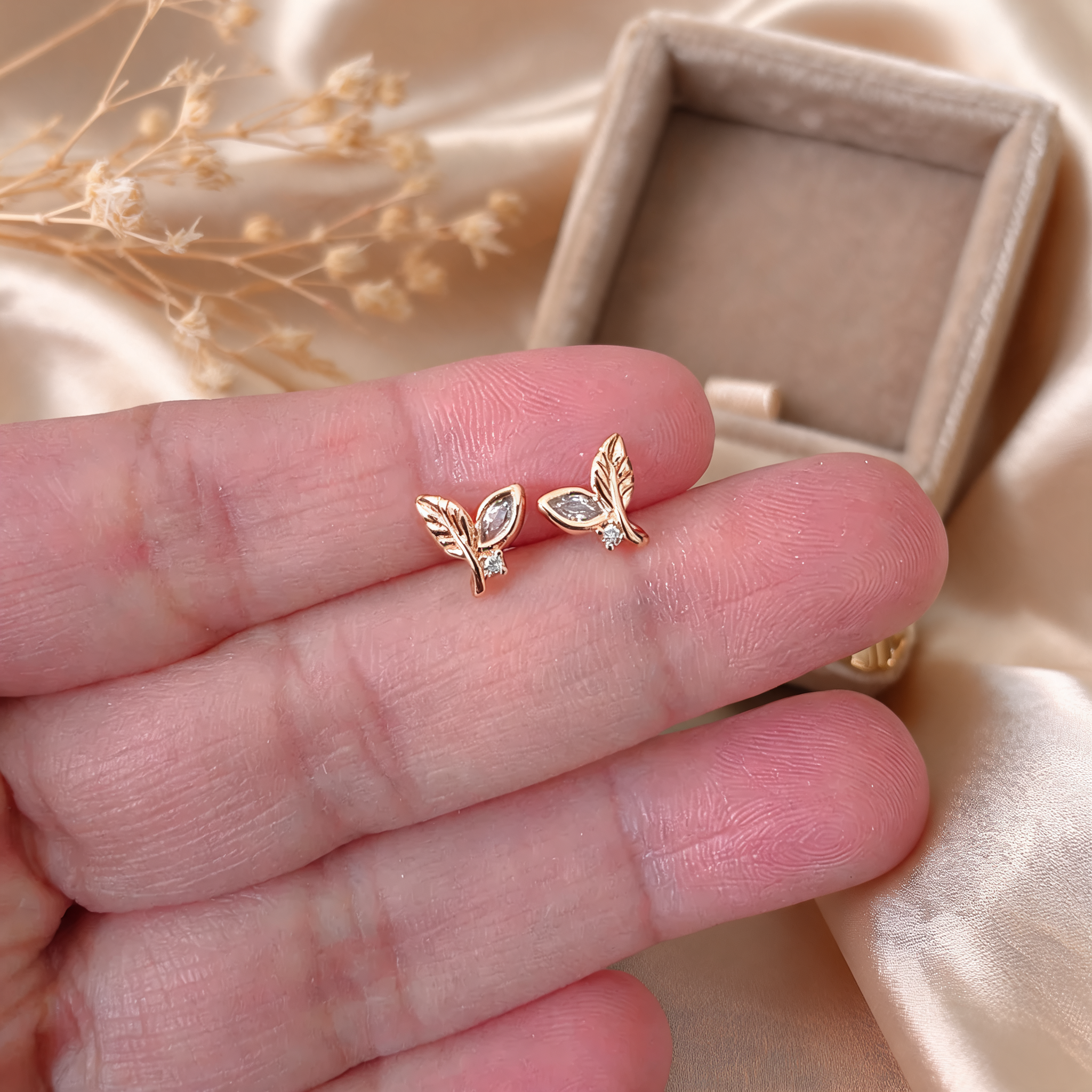 Aretes Lily - Colección Acero Imagen secundaria del producto